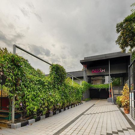 Vidya Residency Hotel Thrissur Buitenkant foto