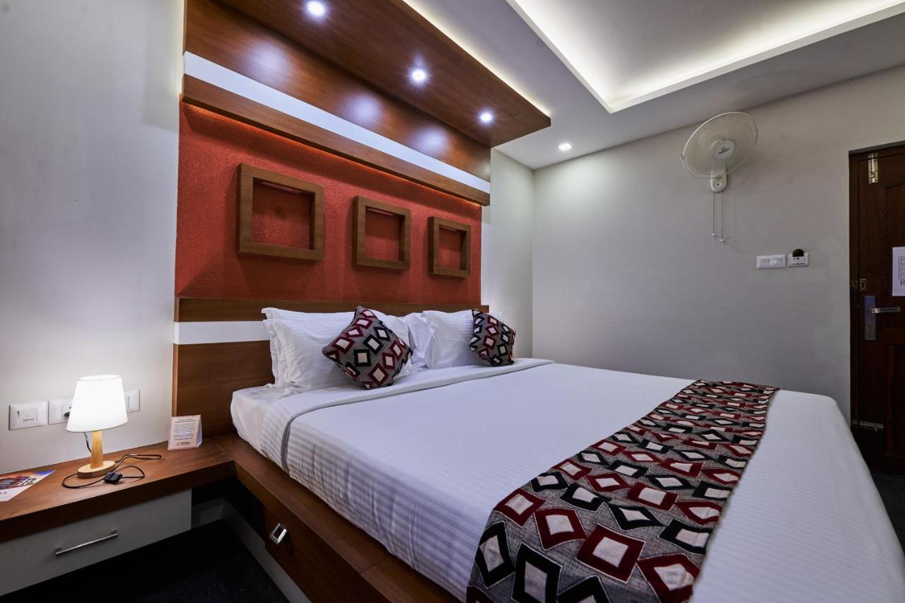 Vidya Residency Hotel Thrissur Buitenkant foto