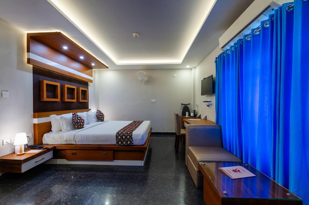 Vidya Residency Hotel Thrissur Buitenkant foto